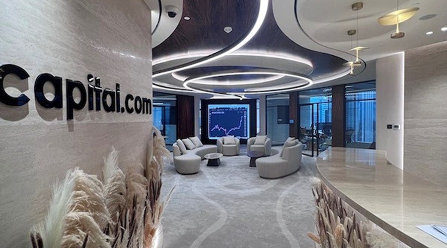 港股概念追踪 | 阿里巴巴自研AI眼镜发布，千亿市场待启(附概念股)