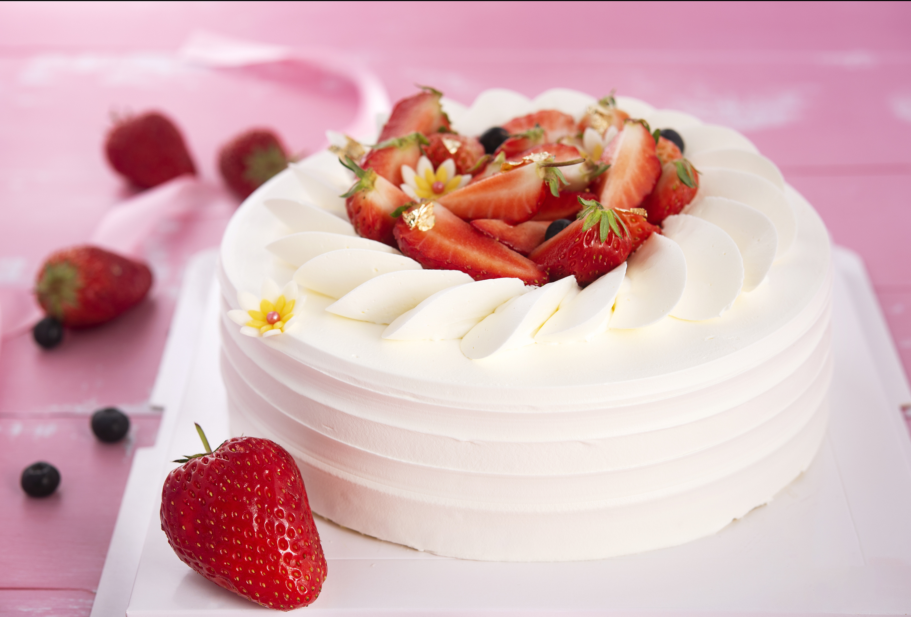 两个月暴涨70%+：小鱼盈通（00139）的资本博弈分析