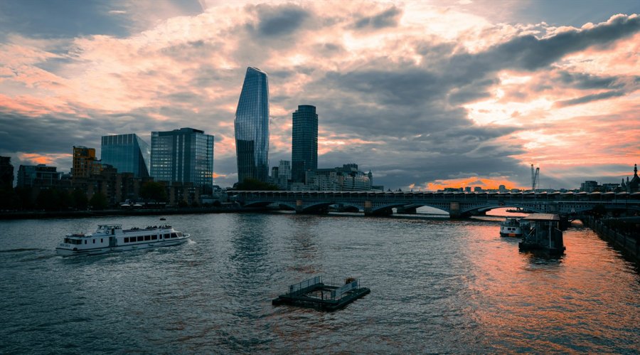 我市开展文化科技卫生“三下乡”集中示范暨“贵港甄选”集市活动
