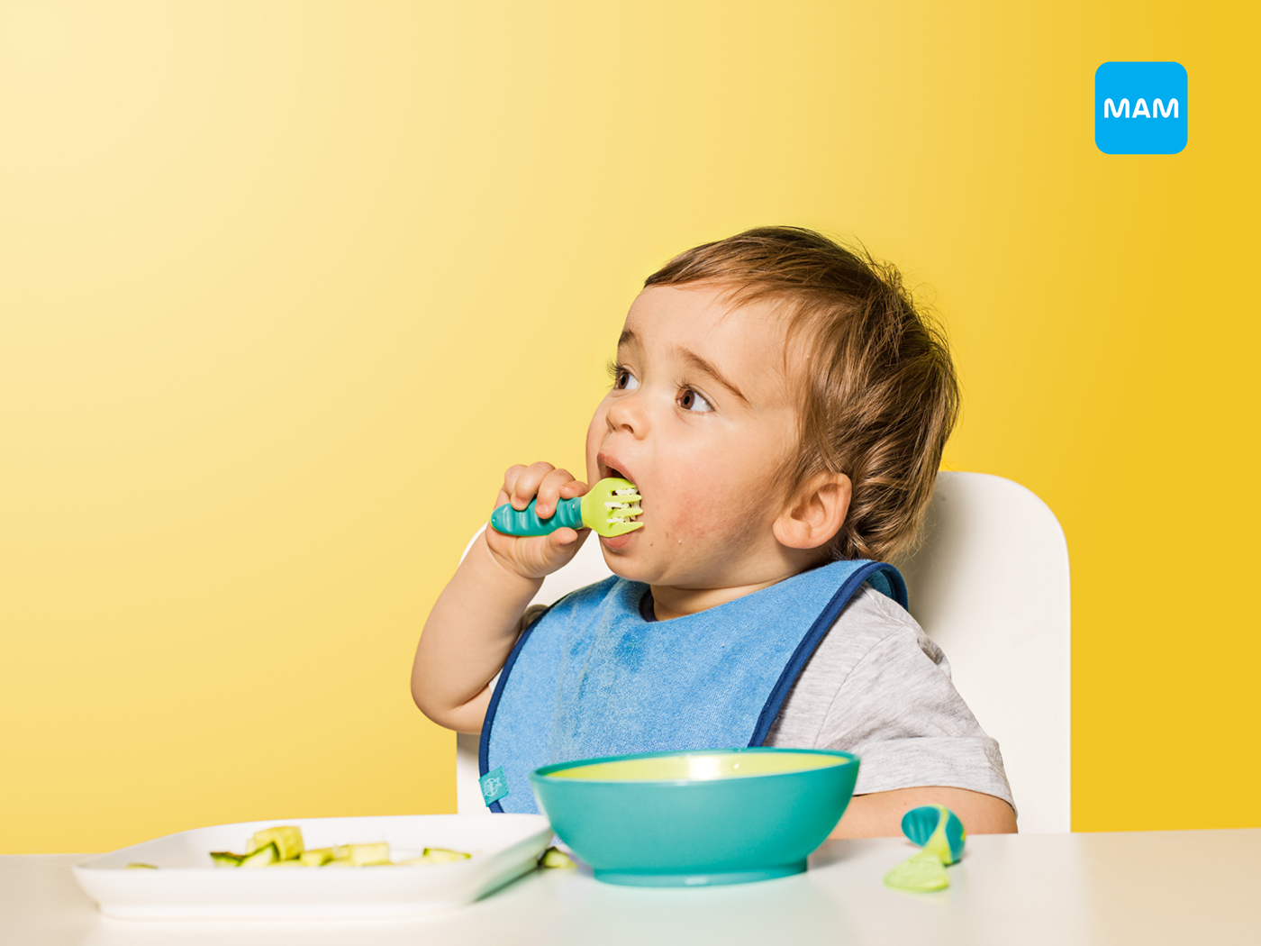 柳梧铁路4标项目蒙冲隧道顺利贯通