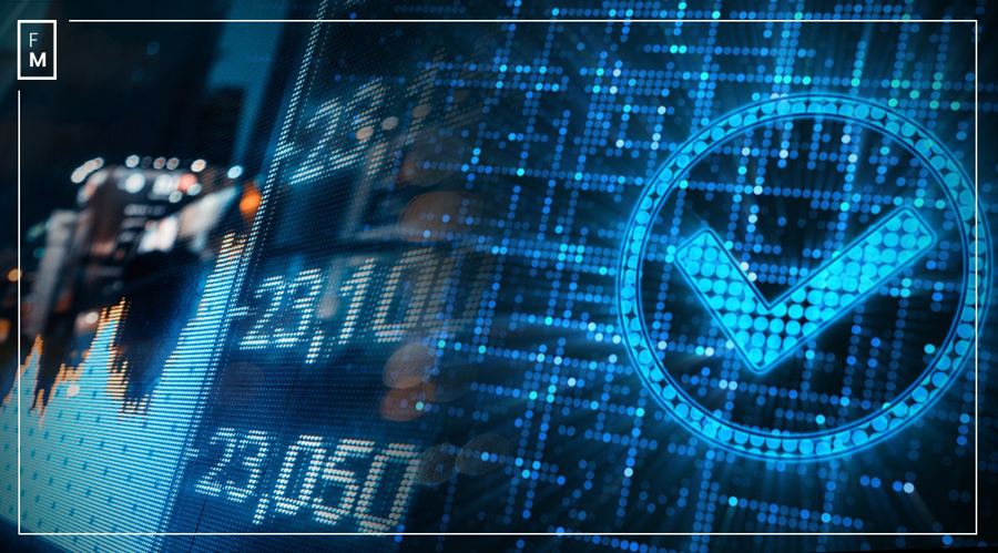 我国在用算力中心机架总规模达1085万标准机架